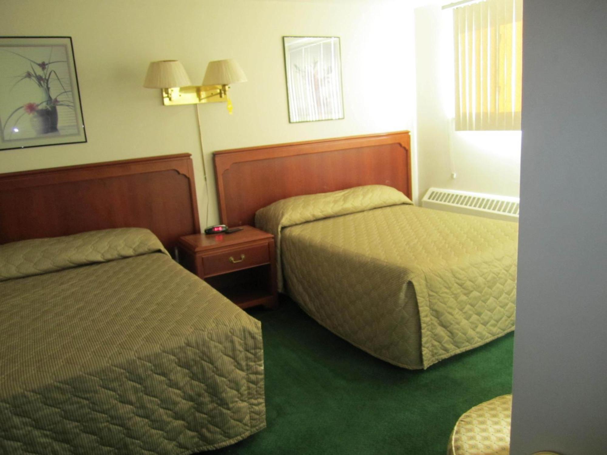 Canadiana Motel Hanover Exterior foto